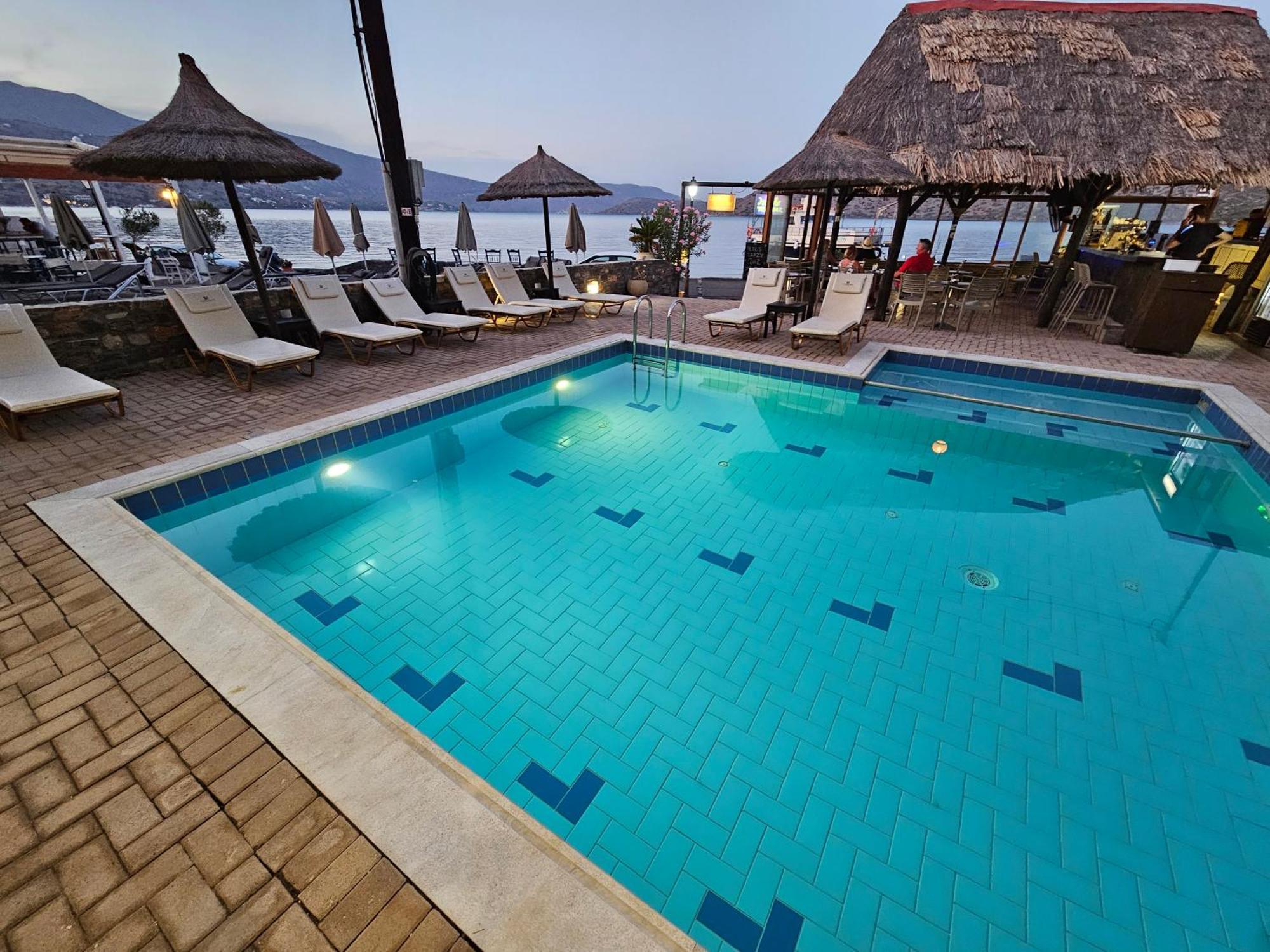 Elounda Sunrise Apartments Екстериор снимка